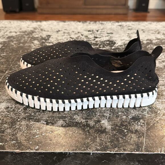 Ilse Jacobson Hornbak Black Slip On Loafers Size 39 - Picture 2 of 7